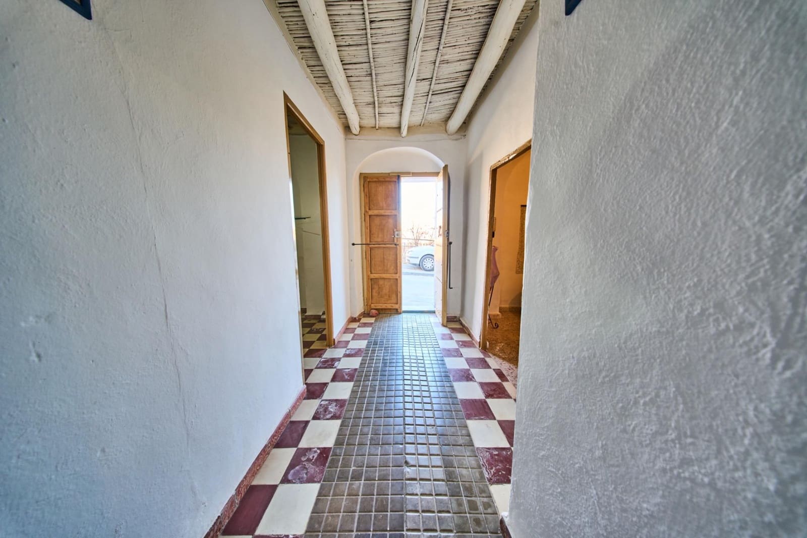 3 bedroom Townhouse for sale in Fernan Nunez - € 65,000 (Ref: 10174700)