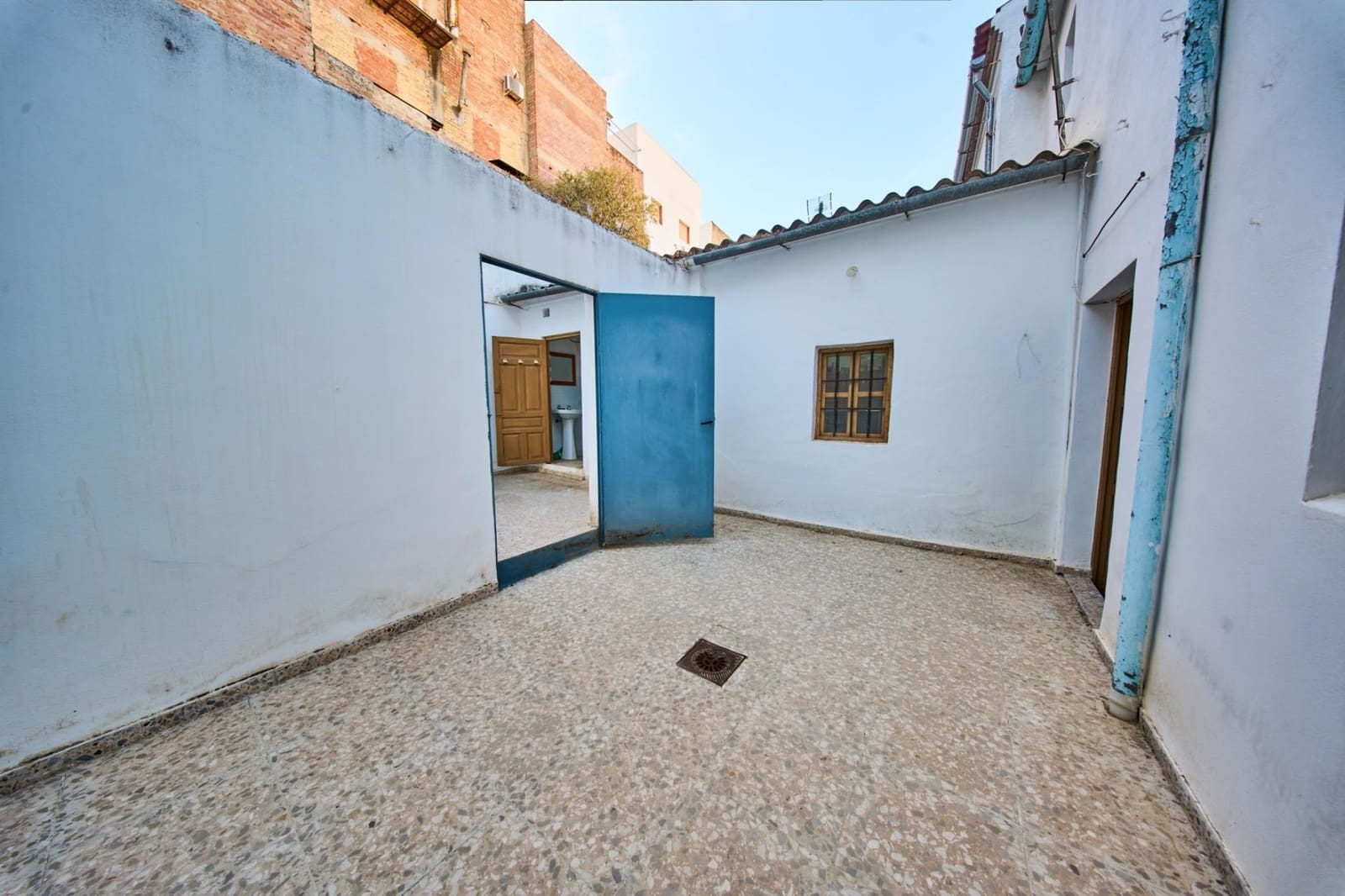 3 bedroom Townhouse for sale in Fernan Nunez - € 65,000 (Ref: 10174700)