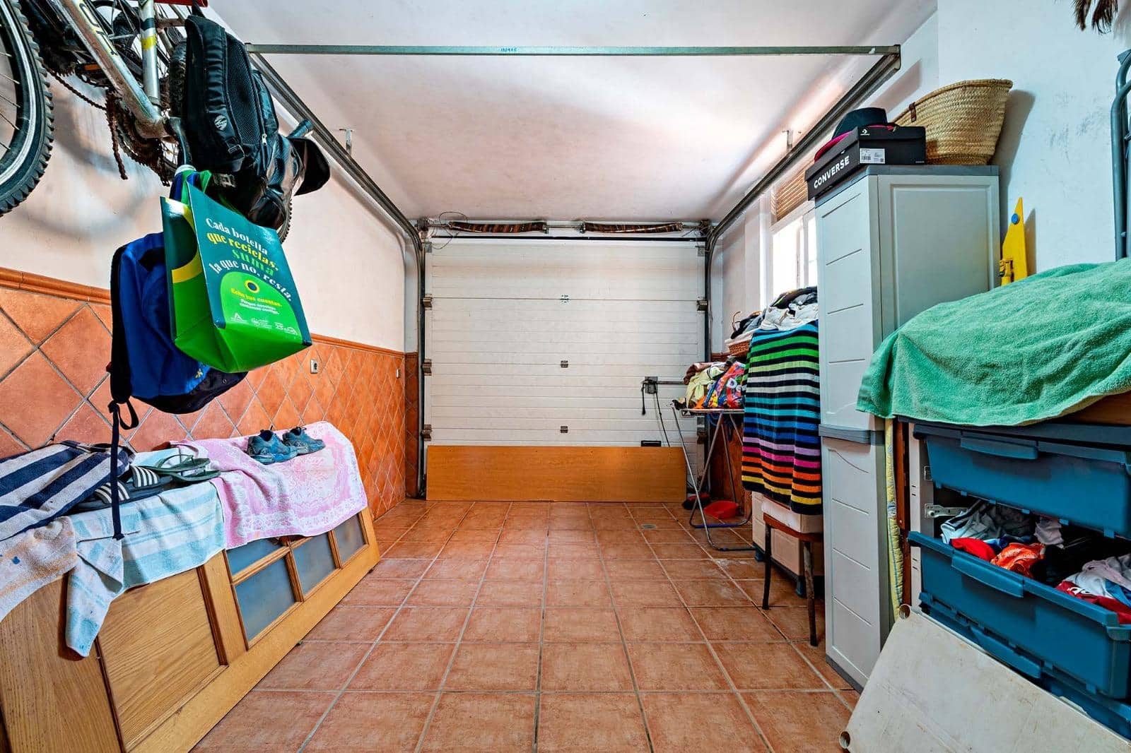 4 slaapkamer Rijtjeshuis te koop in Roquetas de Mar met garage - € 305.000 (Ref: 10177397)