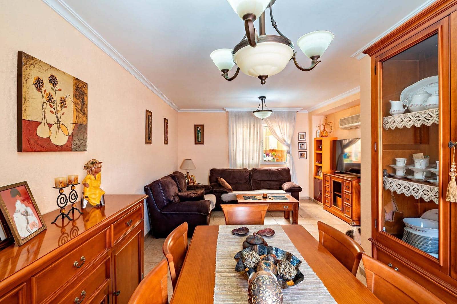 4 slaapkamer Rijtjeshuis te koop in Roquetas de Mar met garage - € 305.000 (Ref: 10177397)