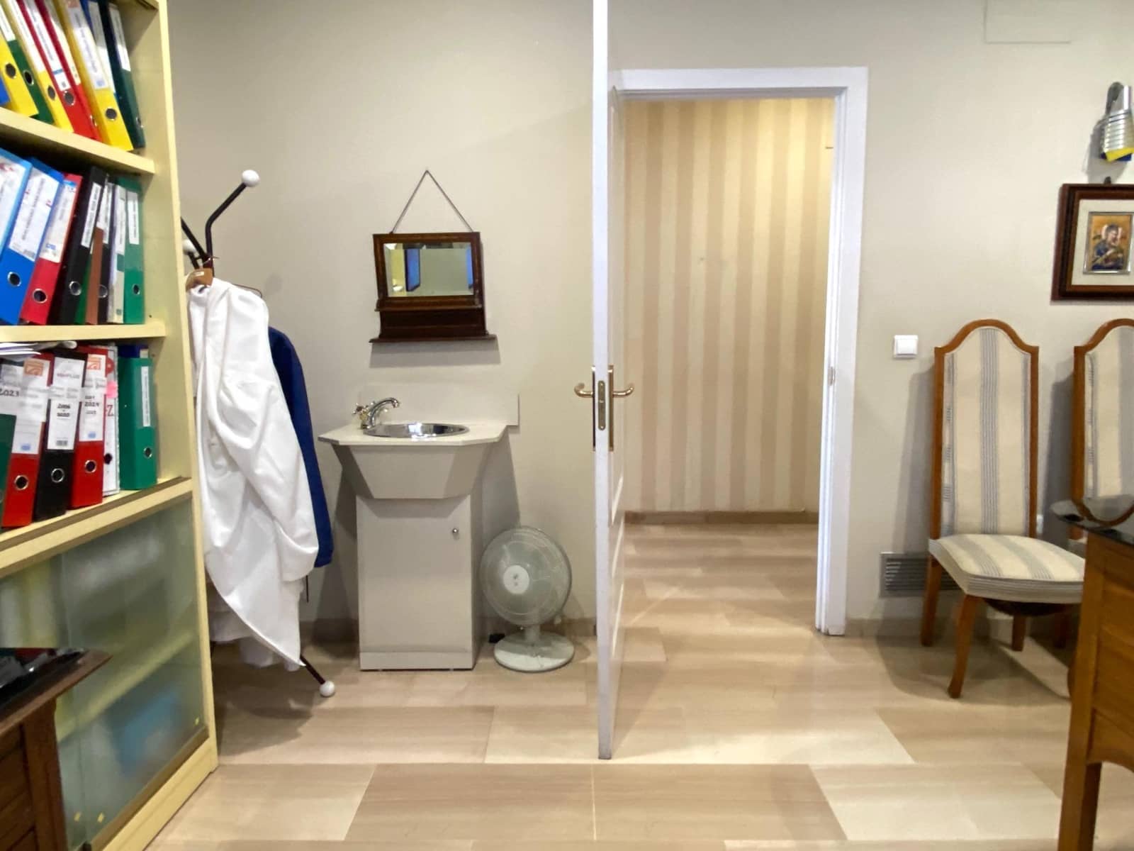 Local Comercial de 7 habitaciones en Granada ciudad en venta - 550.000 € (Ref: 10180820)