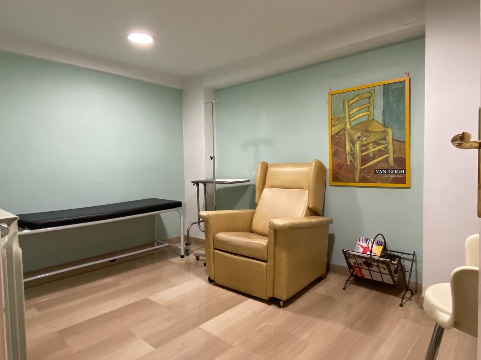 Local Comercial de 7 habitaciones en Granada ciudad en venta - 550.000 € (Ref: 10180820)