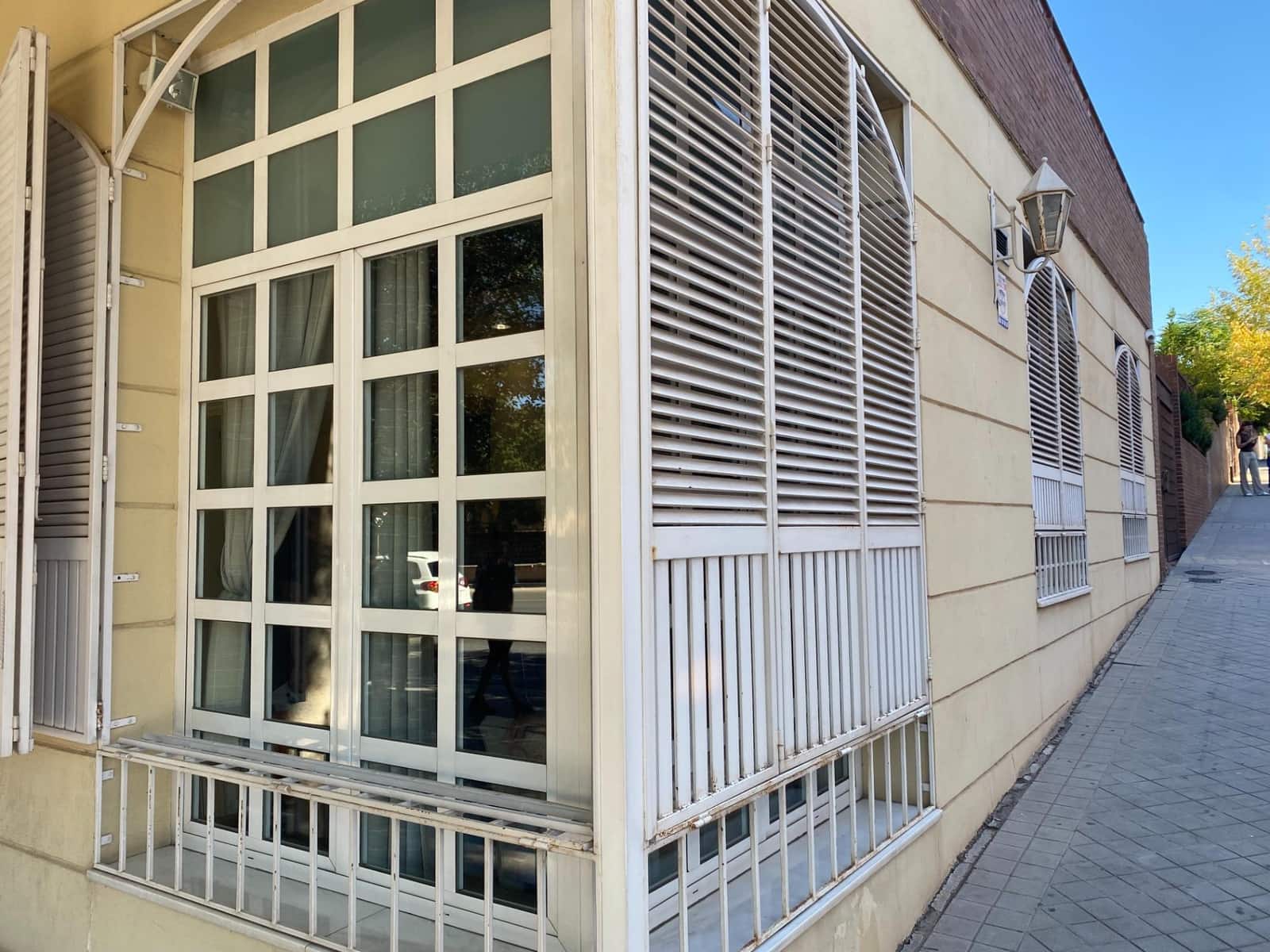 Local Comercial de 7 habitaciones en Granada ciudad en venta - 550.000 € (Ref: 10180820)