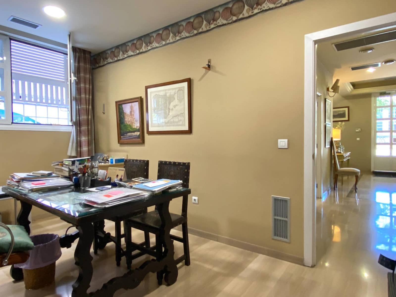 Local Comercial de 7 habitaciones en Granada ciudad en venta - 550.000 € (Ref: 10180820)