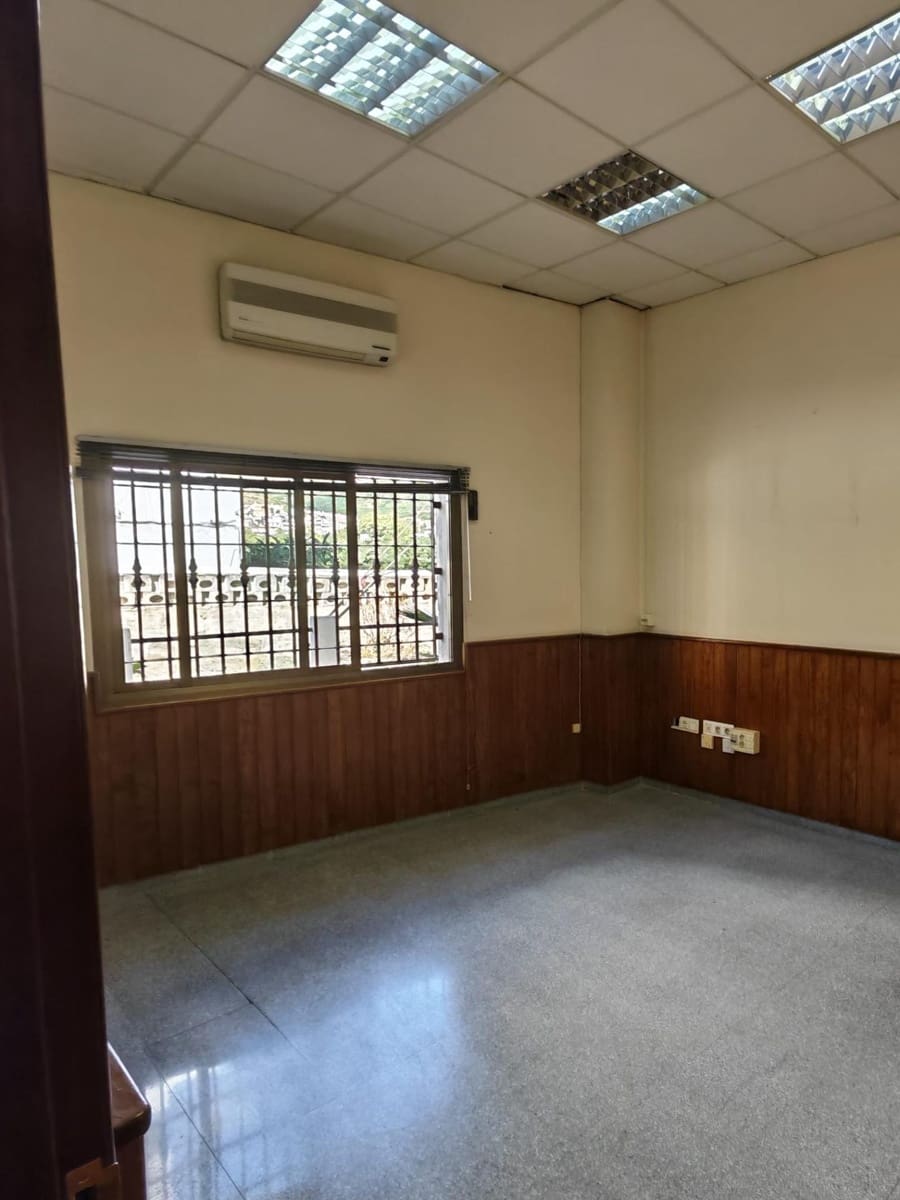 Kommersiell til salgs i Almunecar - € 600 000 (Ref: 10185190)