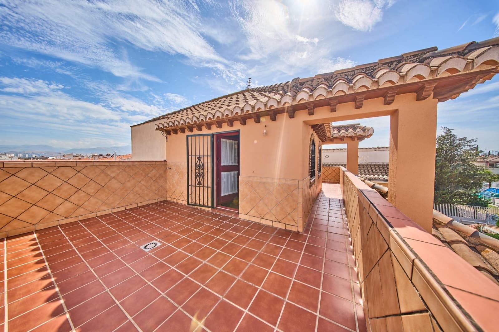 4 chambre Villa/Maison Mitoyenne à vendre à Churriana de la Vega avec garage - 330 000 € (Ref: 10185191)