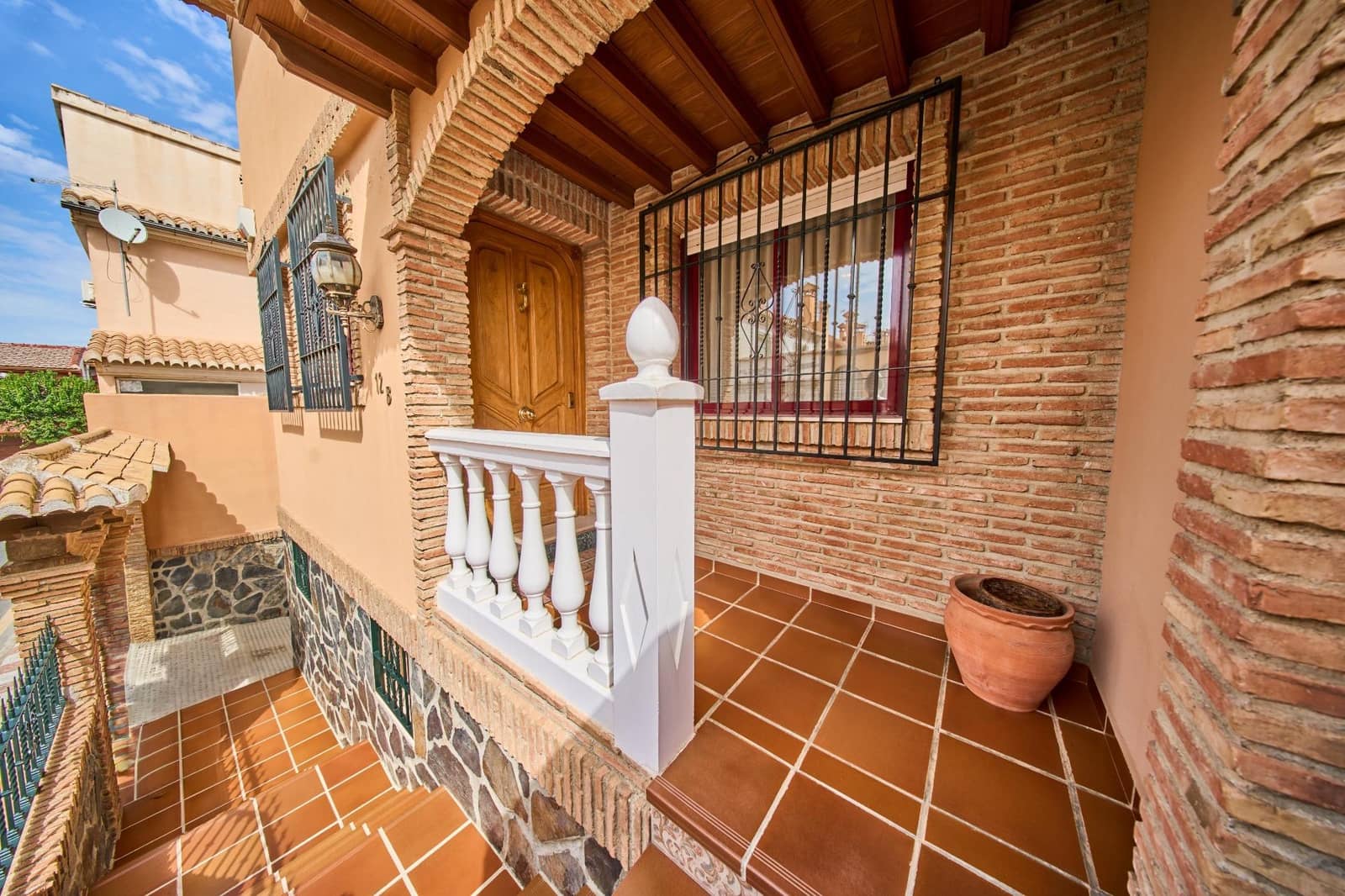 4 chambre Villa/Maison Mitoyenne à vendre à Churriana de la Vega avec garage - 330 000 € (Ref: 10185191)