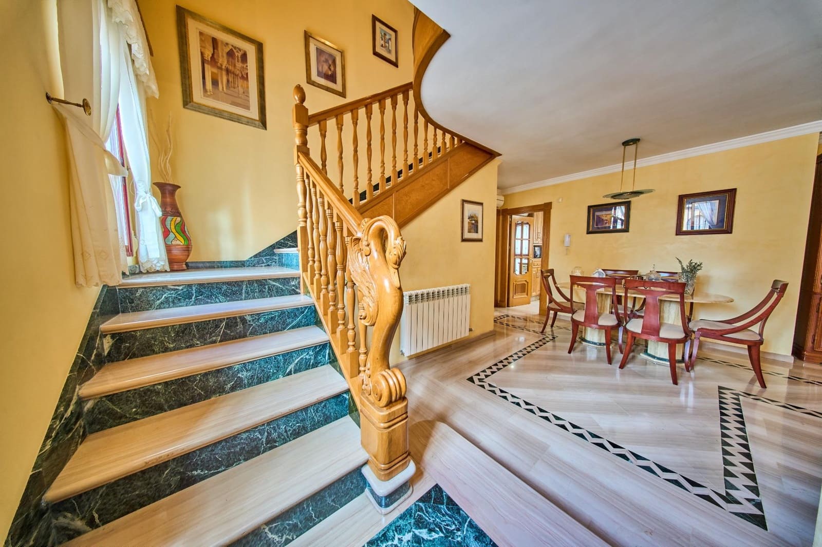 4 chambre Villa/Maison Mitoyenne à vendre à Churriana de la Vega avec garage - 330 000 € (Ref: 10185191)