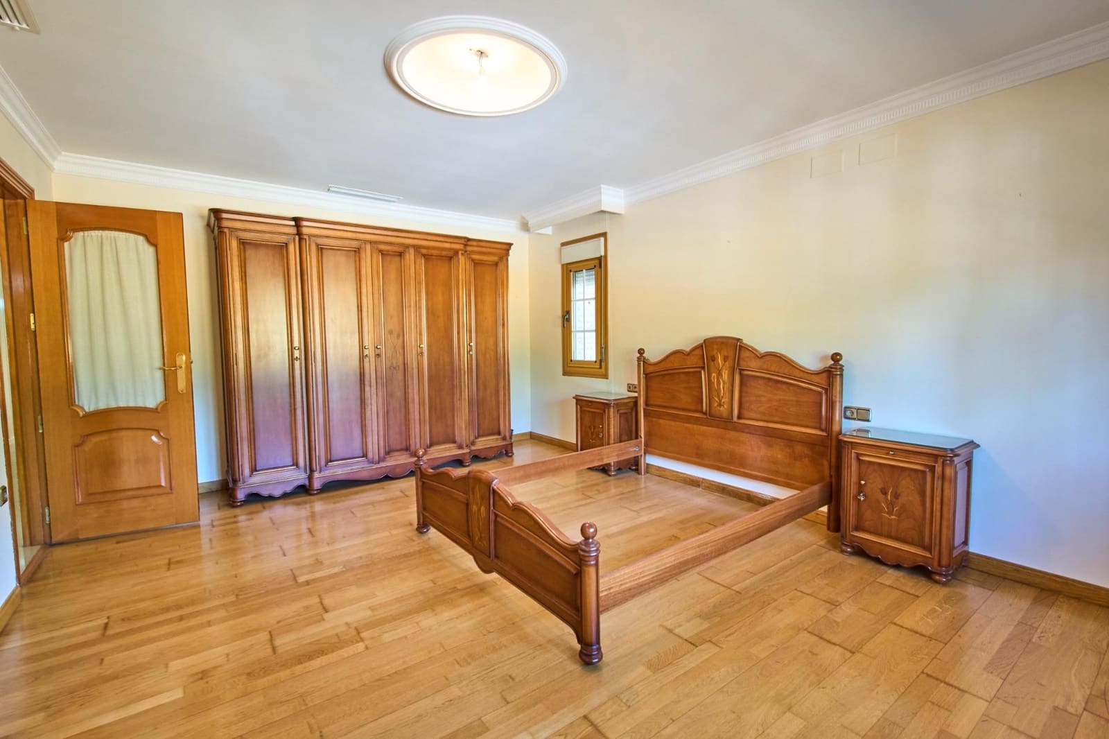 4 sypialnia Willa na sprzedaż w Ogijares z basenem garażem - 575 000 € (Ref: 10185192)
