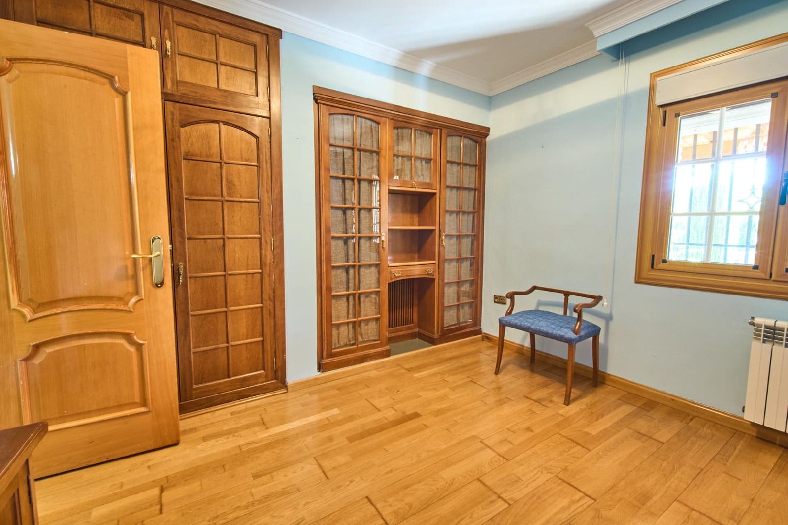 4 sypialnia Willa na sprzedaż w Ogijares z basenem garażem - 575 000 € (Ref: 10185192)