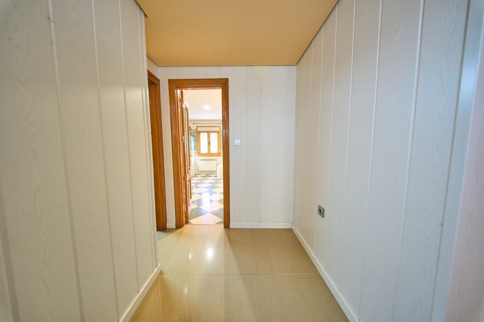 4 sypialnia Willa na sprzedaż w Ogijares z basenem garażem - 575 000 € (Ref: 10185192)