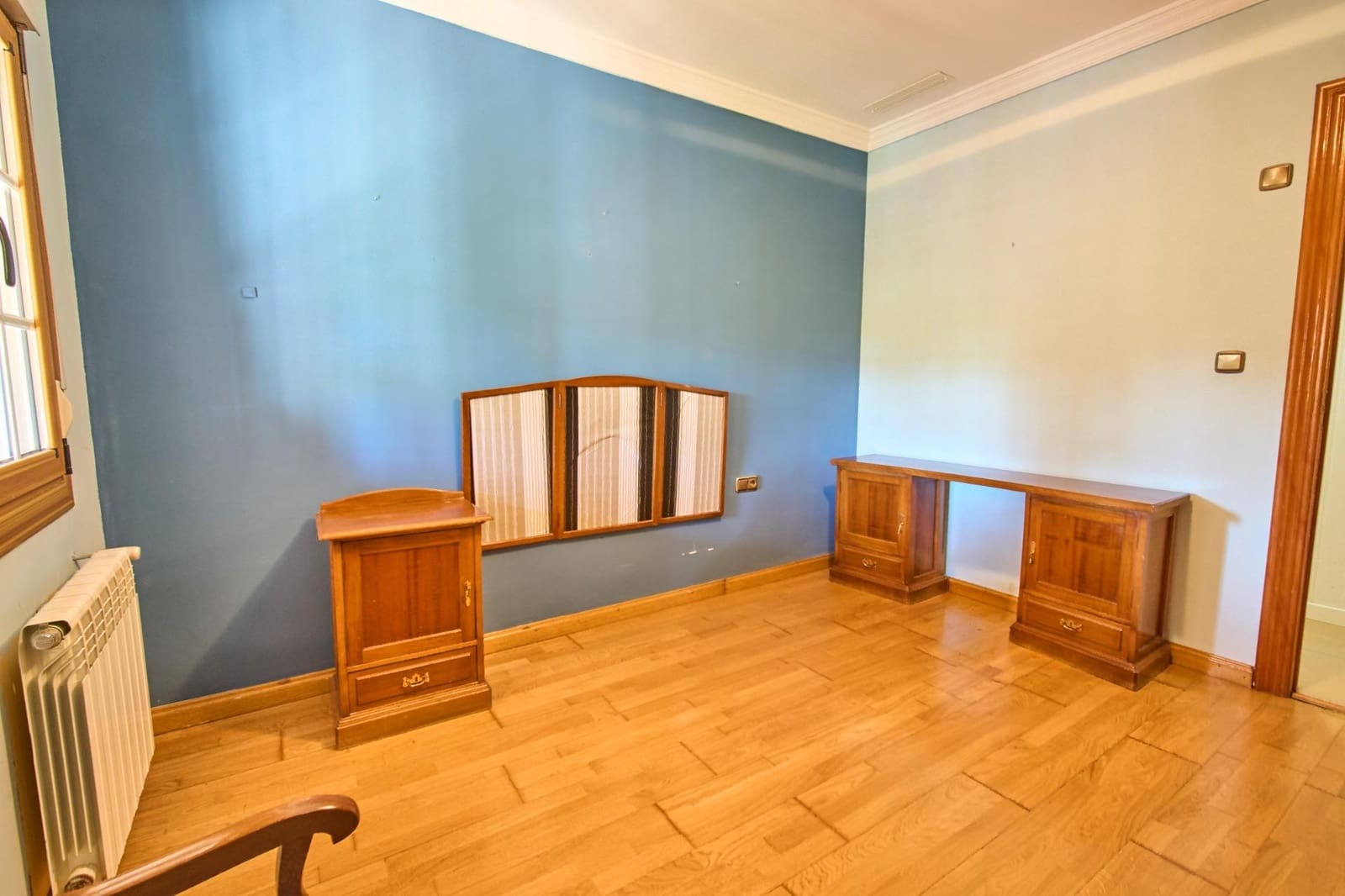 4 sypialnia Willa na sprzedaż w Ogijares z basenem garażem - 575 000 € (Ref: 10185192)