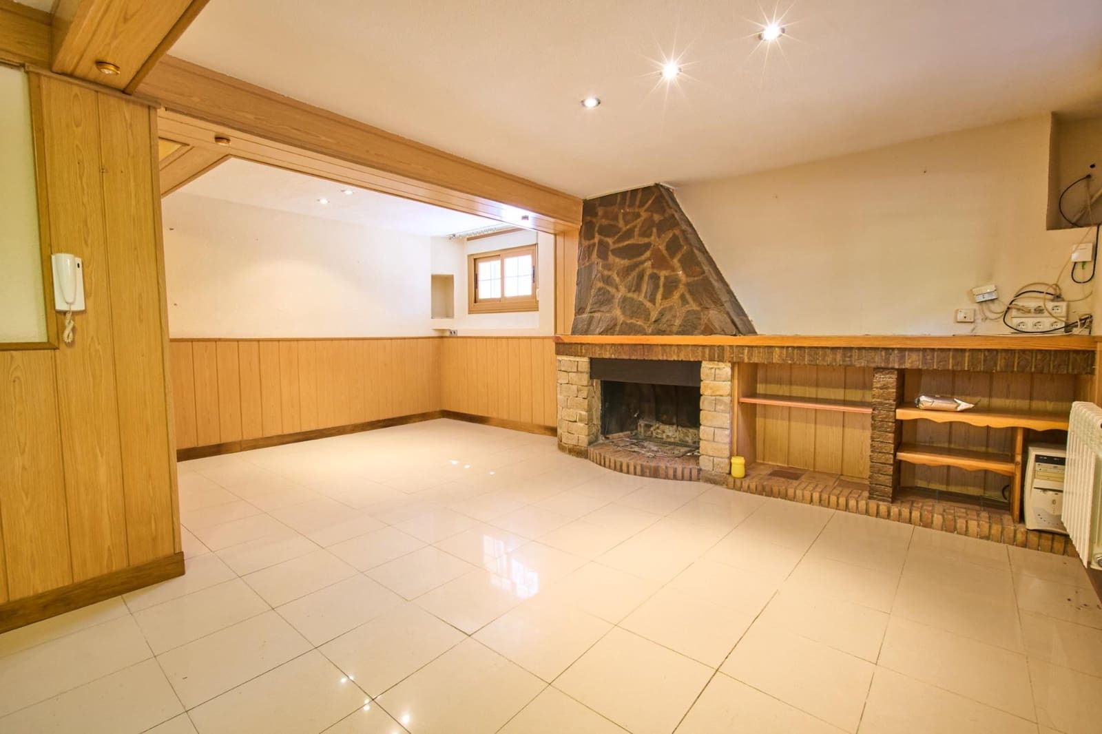 4 sypialnia Willa na sprzedaż w Ogijares z basenem garażem - 575 000 € (Ref: 10185192)