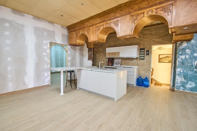 5 soveværelse Byhus til salg i Villanueva Mesía med garage - € 390.000 (Ref: 10187300)