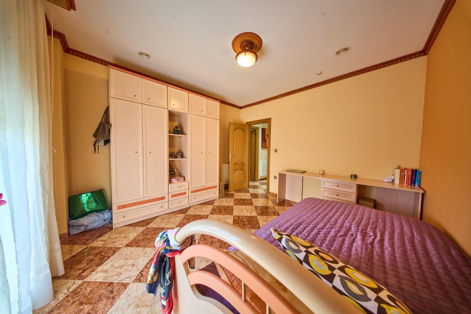 5 soveværelse Byhus til salg i Villanueva Mesia med garage - € 390.000 (Ref: 10187300)