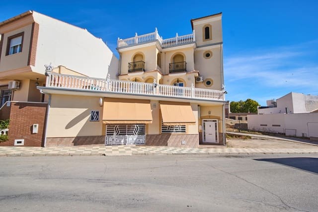 5 soveværelse Byhus til salg i Villanueva Mesía med garage - € 390.000 (Ref: 10187300)