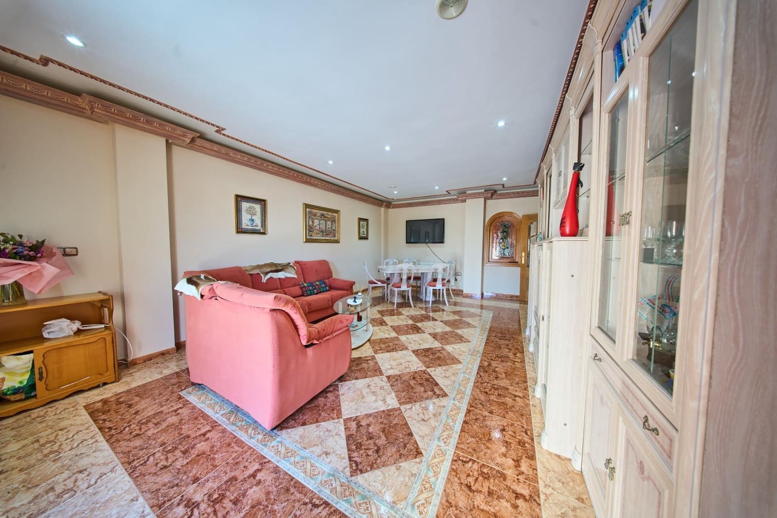 5 soveværelse Byhus til salg i Villanueva Mesia med garage - € 390.000 (Ref: 10187300)