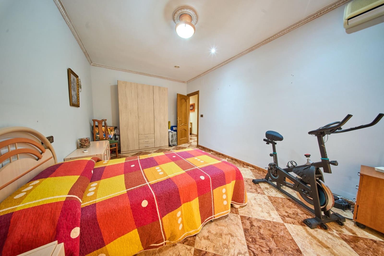 5 soveværelse Byhus til salg i Villanueva Mesia med garage - € 390.000 (Ref: 10187300)