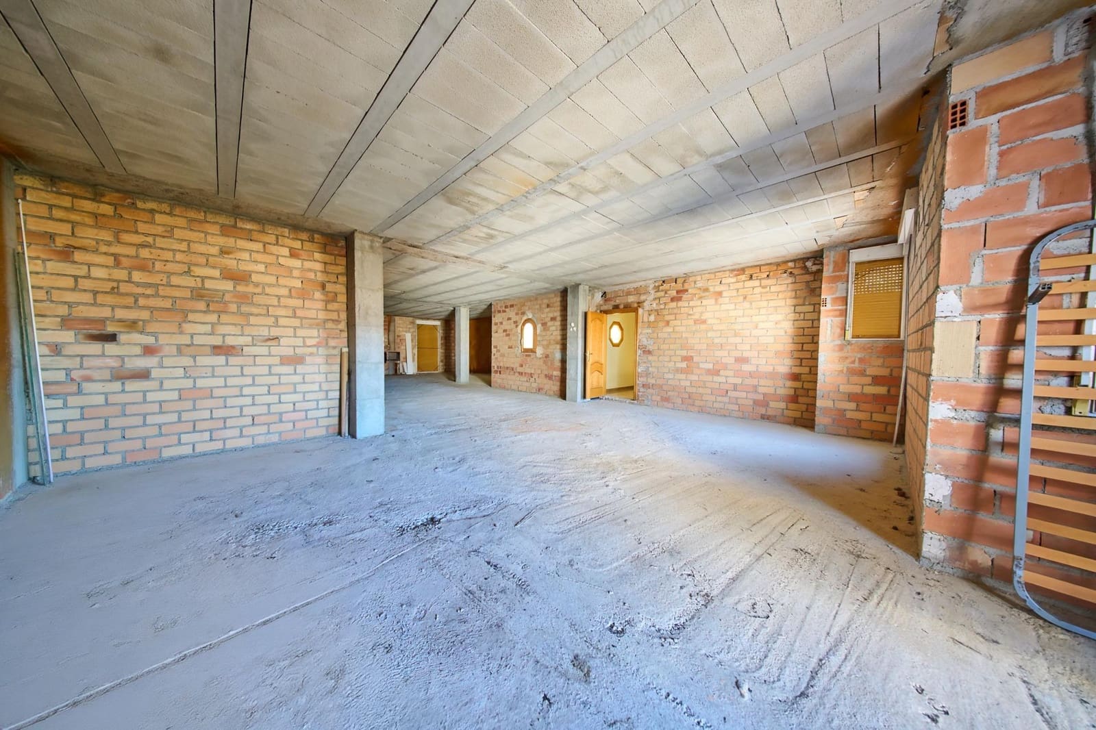 5 soveværelse Byhus til salg i Villanueva Mesia med garage - € 390.000 (Ref: 10187300)