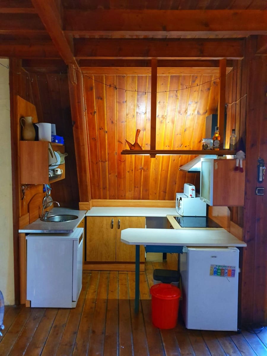 3 slaapkamer Villa te koop in Guejar Sierra met zwembad garage - € 395.000 (Ref: 8574366)