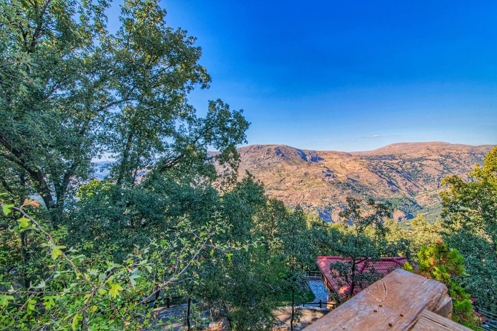 5 chambre Villa/Maison à vendre à Guejar Sierra avec piscine garage - 390 000 € (Ref: 8574366)