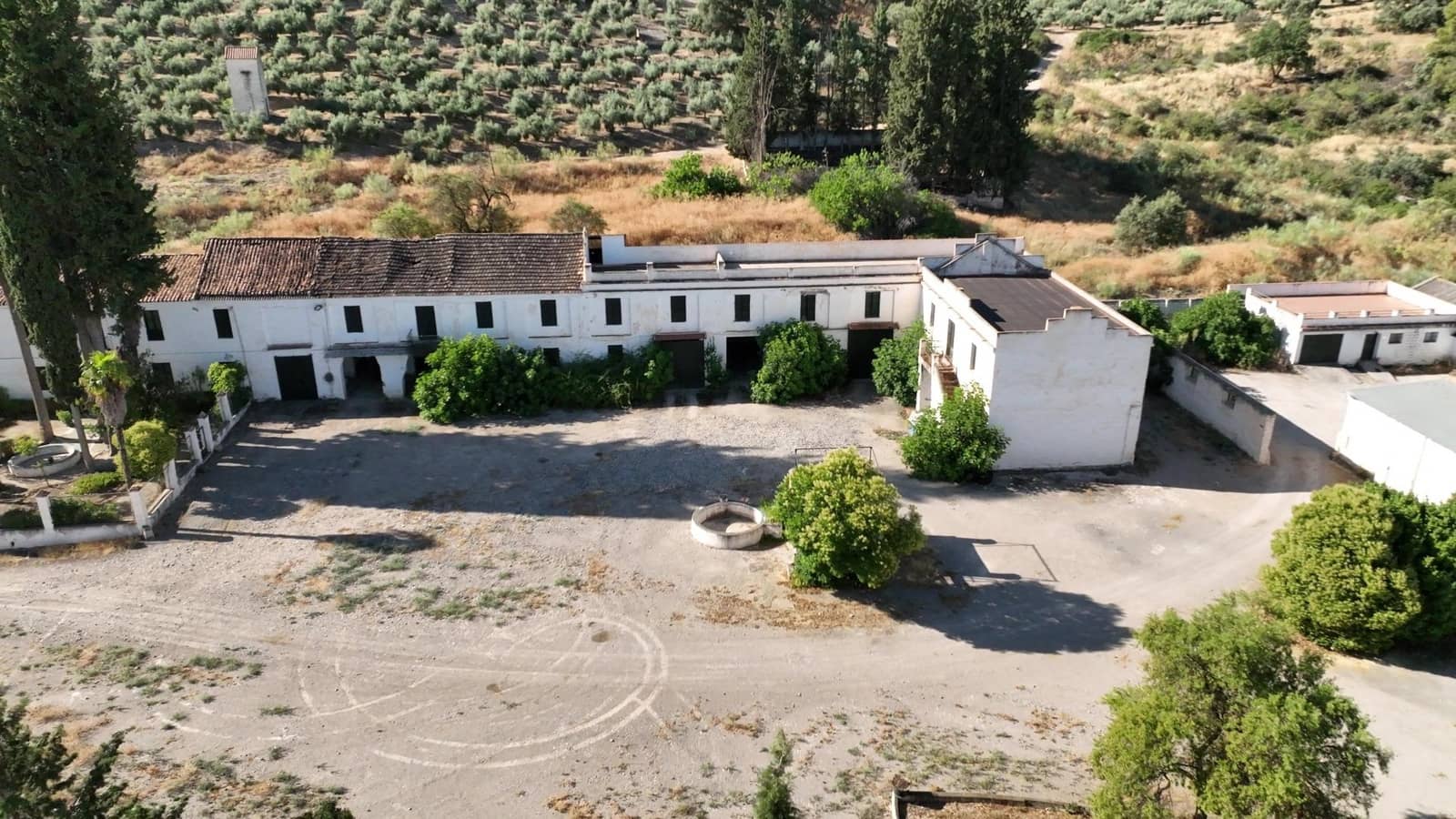 24 chambre Finca/Maison de Campagne à vendre à Albolote avec garage - 1 200 000 € (Ref: 8574369)