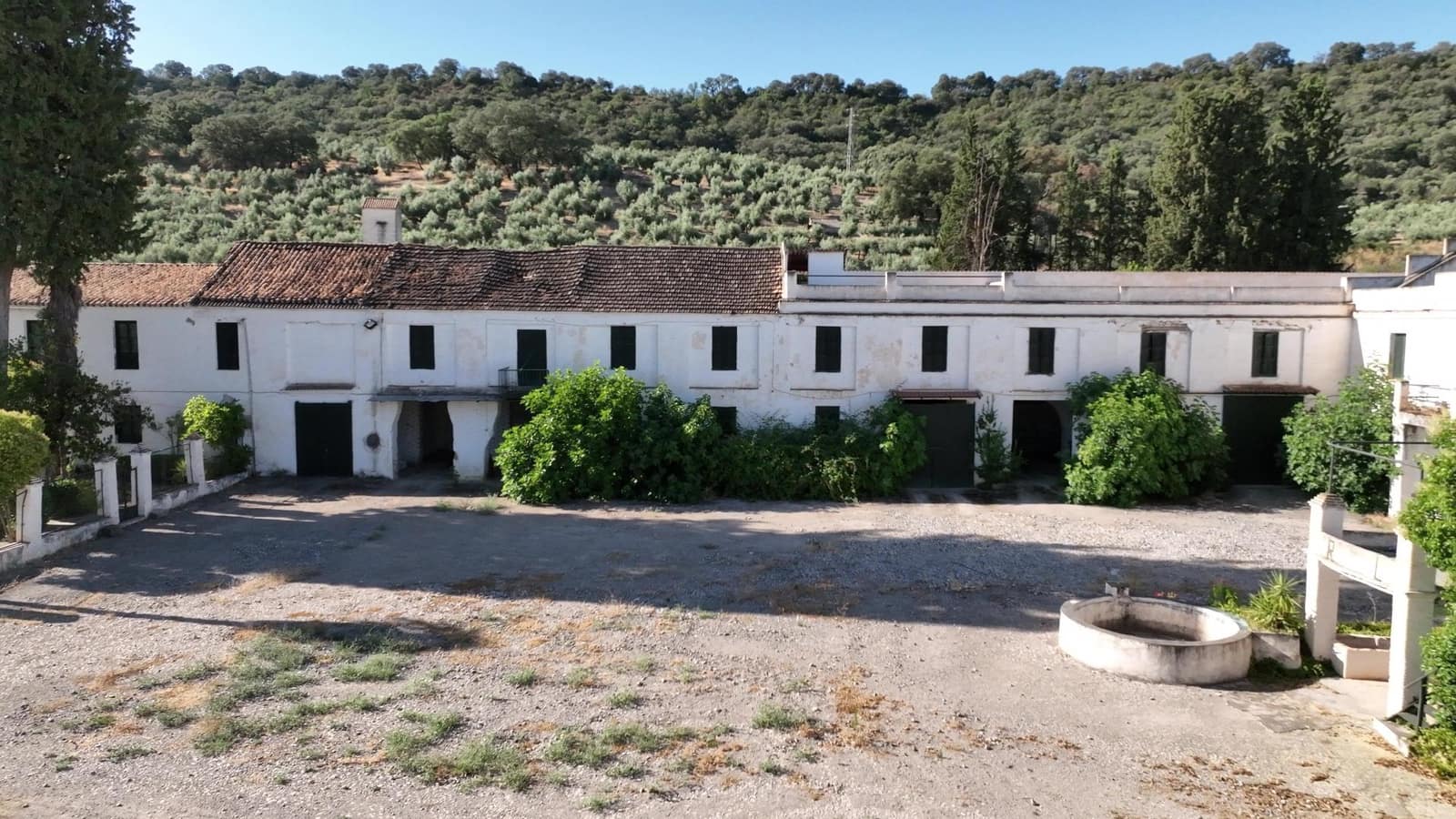 24 soveværelse Finca/Landehus til salg i Albolote med garage - € 1.200.000 (Ref: 8574369)