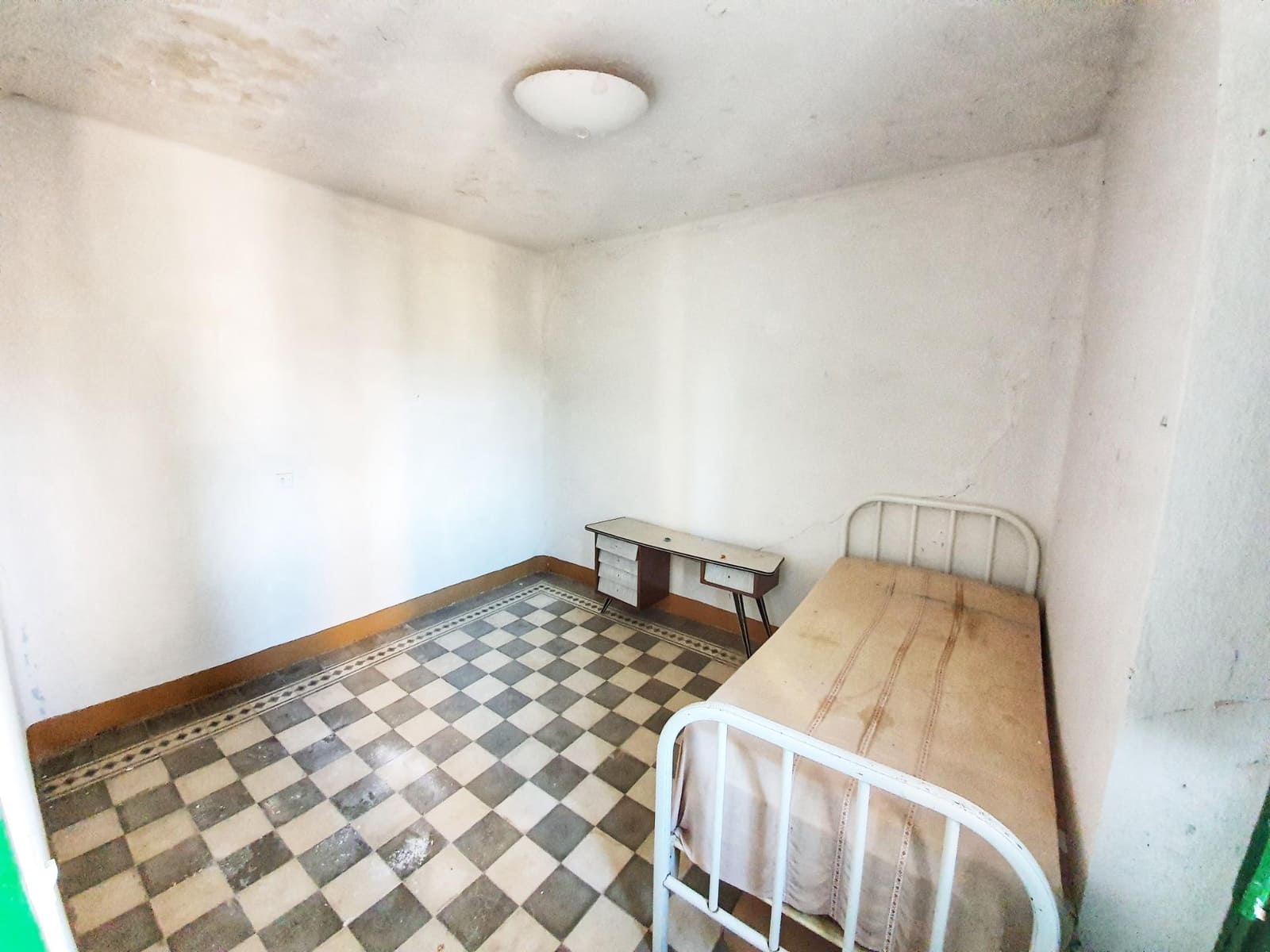 24 soveværelse Finca/Landehus til salg i Albolote med garage - € 1.200.000 (Ref: 8574369)