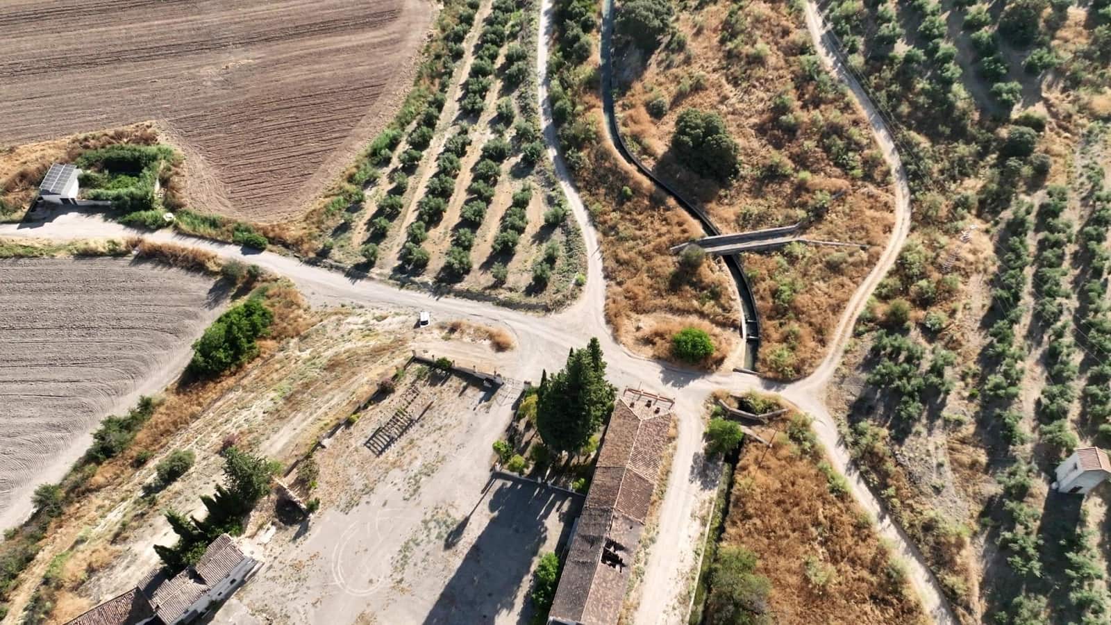 24 soveværelse Finca/Landehus til salg i Albolote med garage - € 1.200.000 (Ref: 8574369)