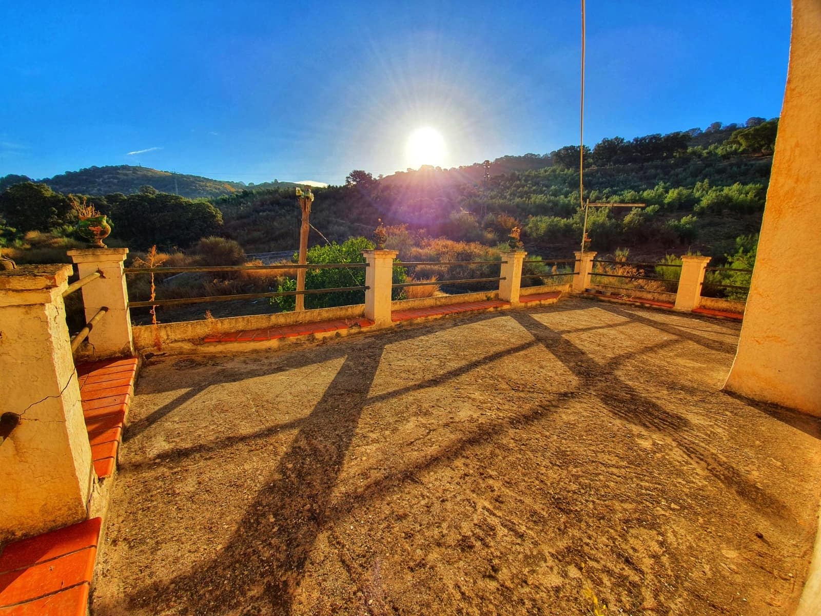 24 soveværelse Finca/Landehus til salg i Albolote med garage - € 1.200.000 (Ref: 8574369)