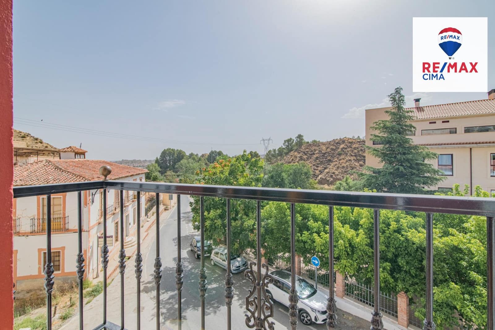 27 Zimmer Hotel zu verkaufen in Cortes y Graena mit Garage - 550.000 € (Ref: 8574370)