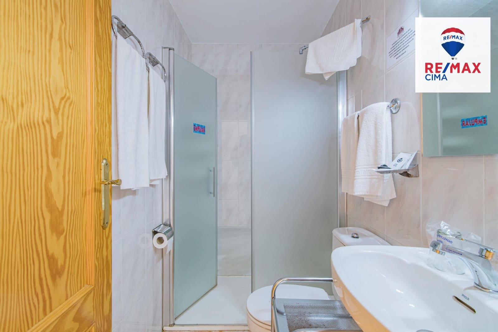 27 Zimmer Hotel zu verkaufen in Cortes y Graena mit Garage - 550.000 € (Ref: 8574370)