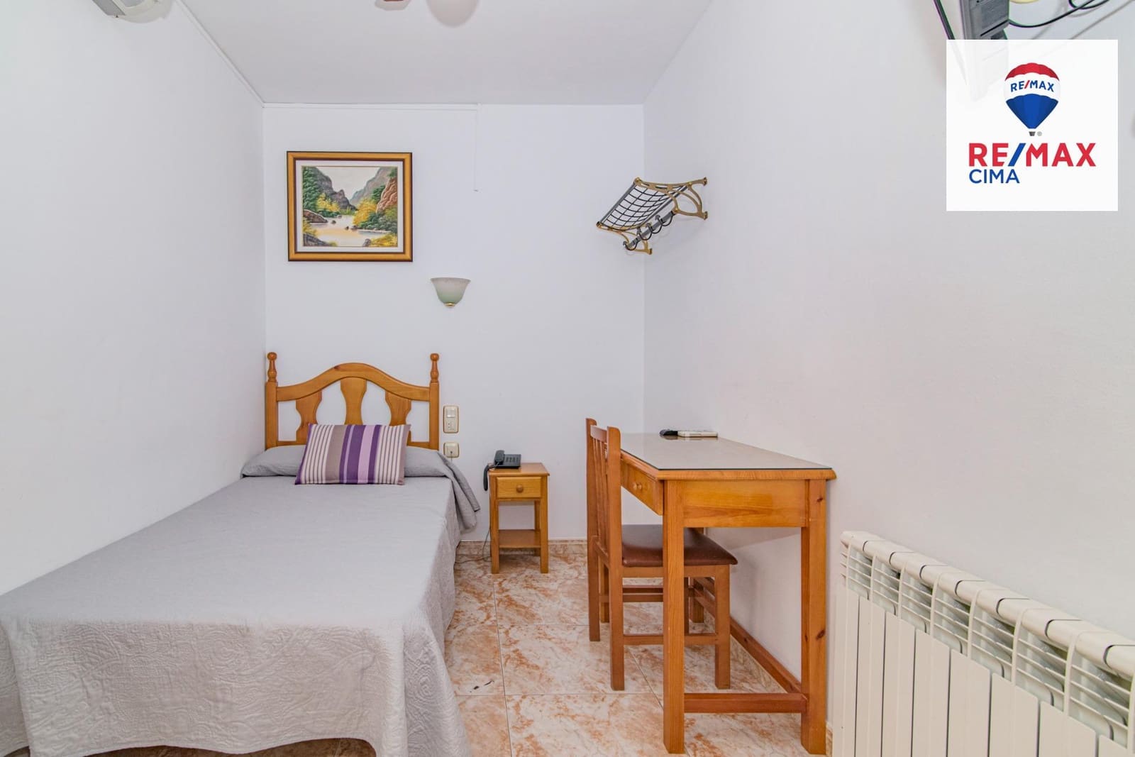 27 Zimmer Hotel zu verkaufen in Cortes y Graena mit Garage - 550.000 € (Ref: 8574370)