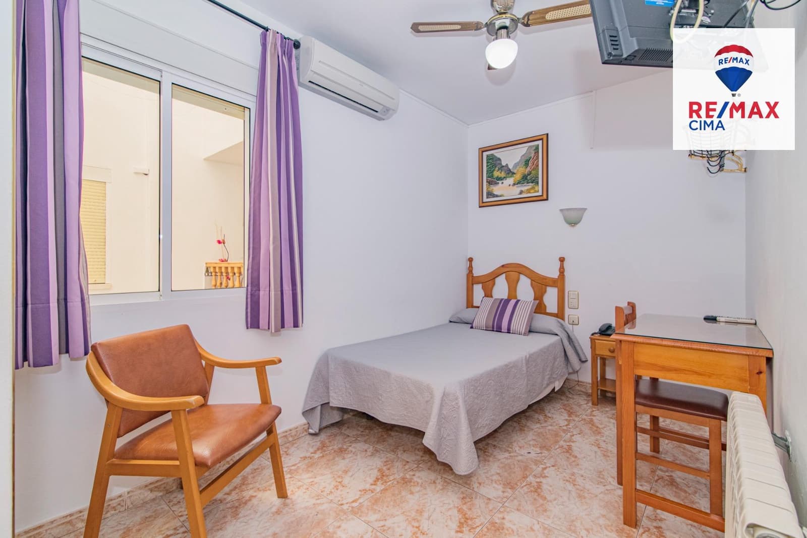 27 Zimmer Hotel zu verkaufen in Cortes y Graena mit Garage - 550.000 € (Ref: 8574370)