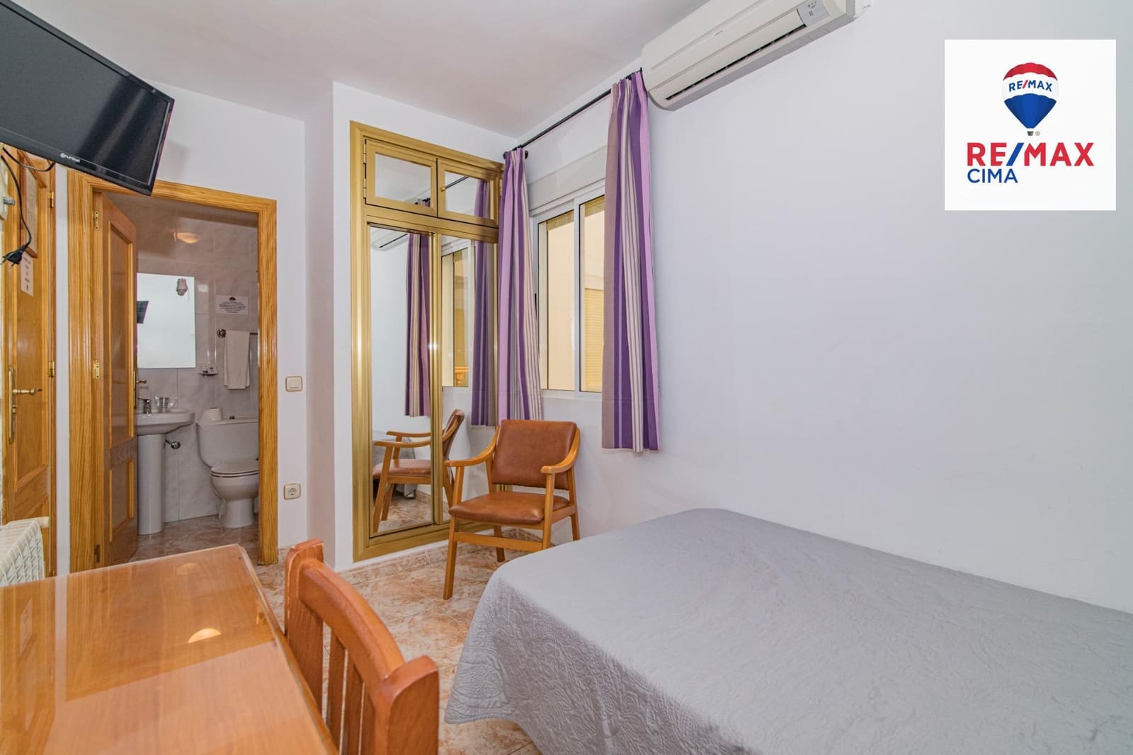 27 Zimmer Hotel zu verkaufen in Cortes y Graena mit Garage - 550.000 € (Ref: 8574370)