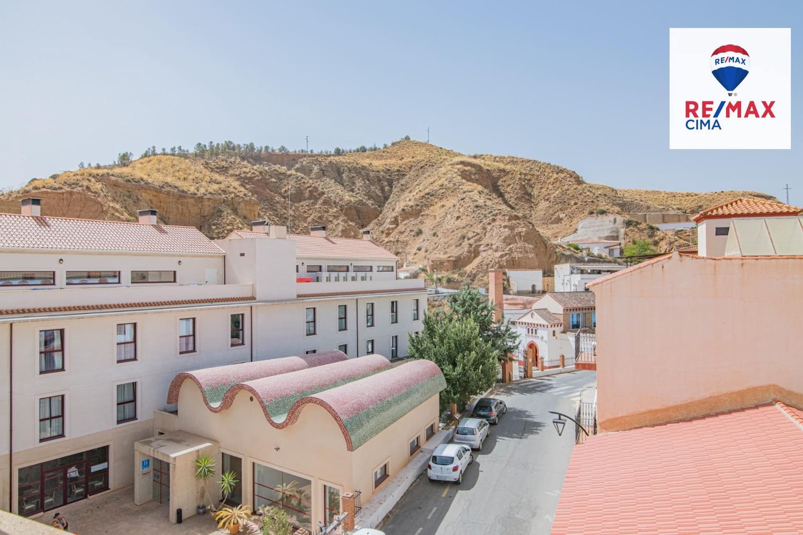 27 Zimmer Hotel zu verkaufen in Cortes y Graena mit Garage - 550.000 € (Ref: 8574370)