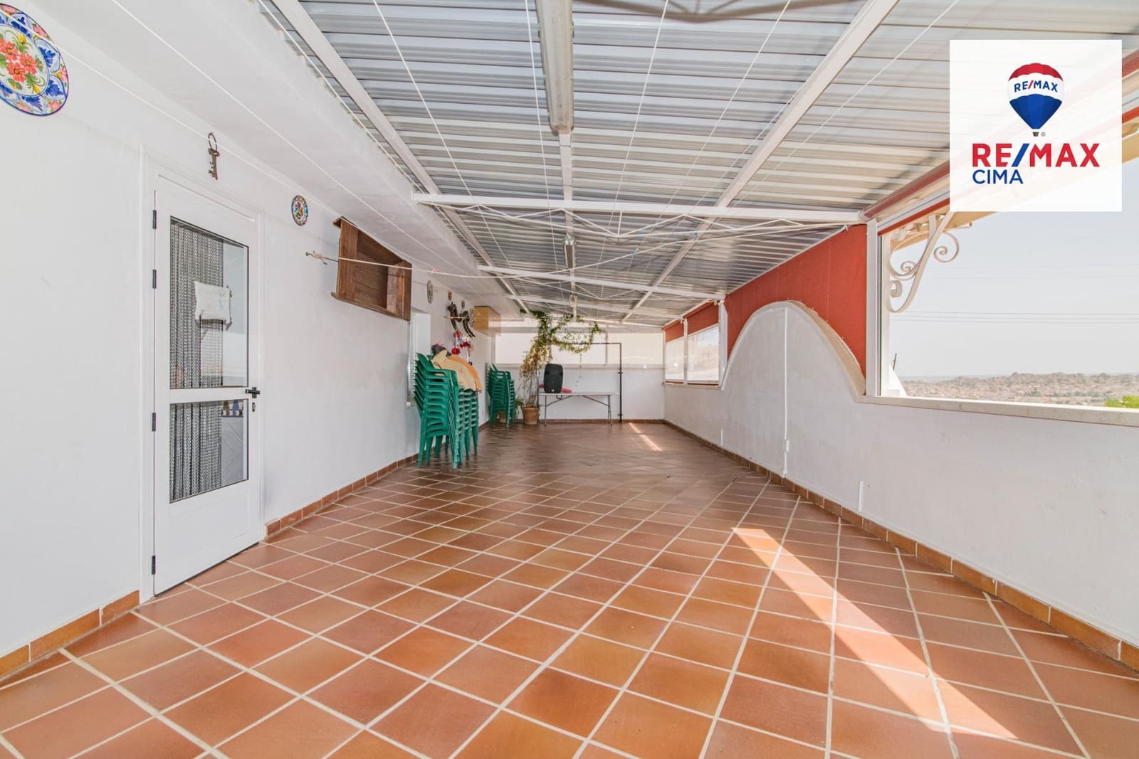 27 Zimmer Hotel zu verkaufen in Cortes y Graena mit Garage - 550.000 € (Ref: 8574370)