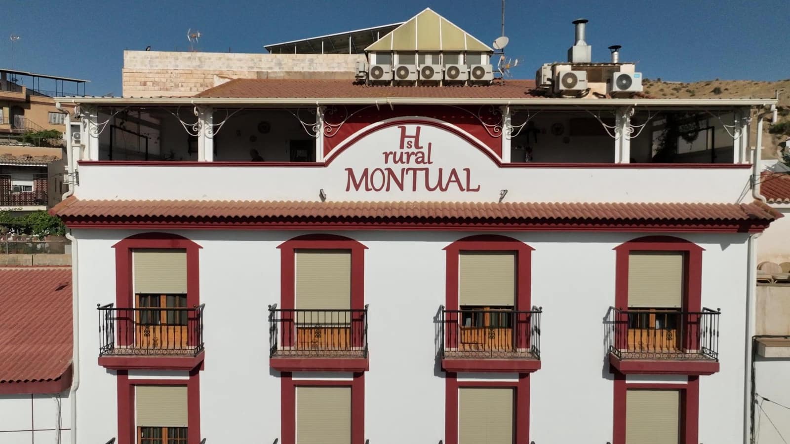 27 Zimmer Hotel zu verkaufen in Cortes y Graena mit Garage - 550.000 € (Ref: 8574370)