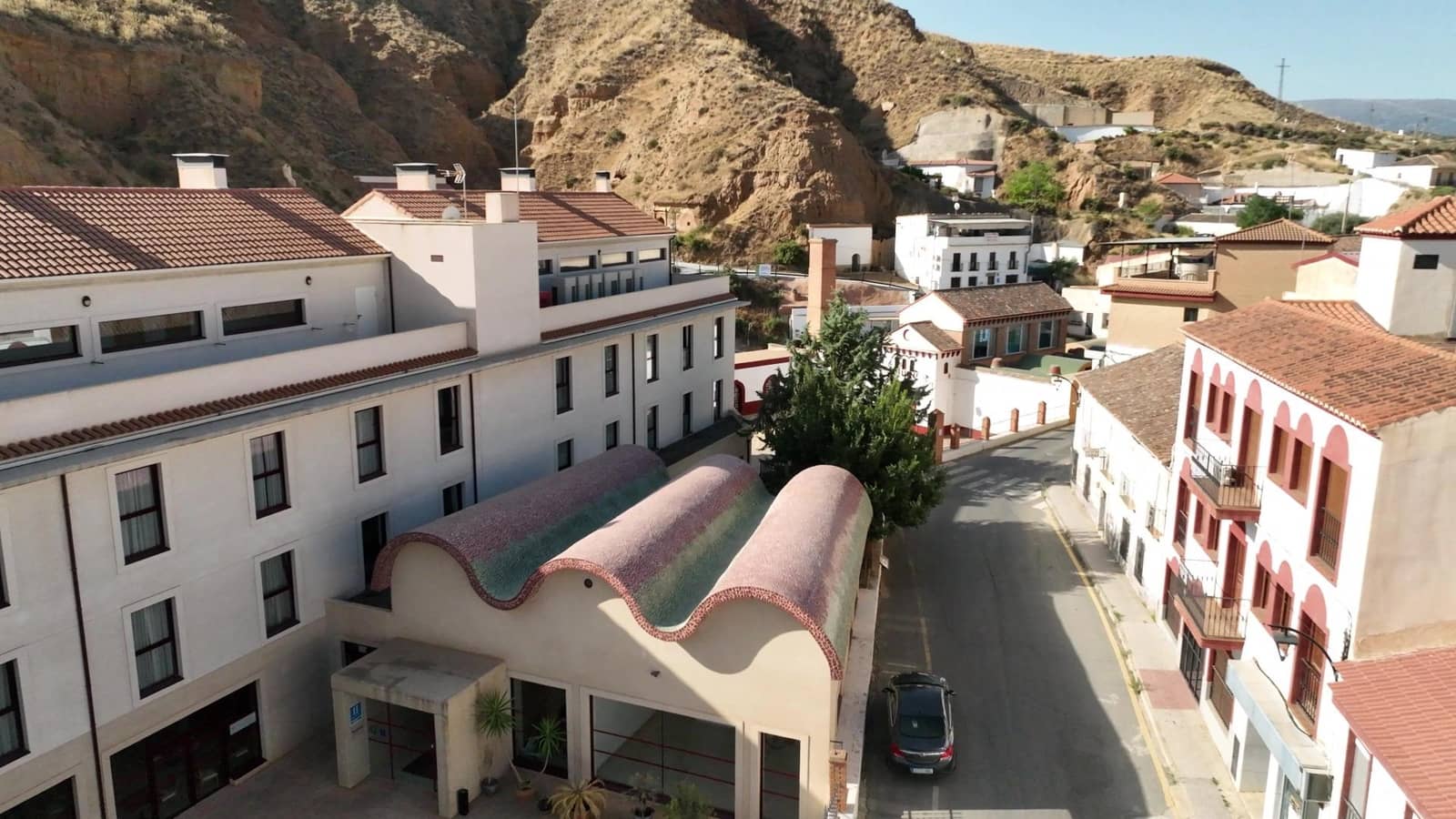 27 Zimmer Hotel zu verkaufen in Cortes y Graena mit Garage - 550.000 € (Ref: 8574370)