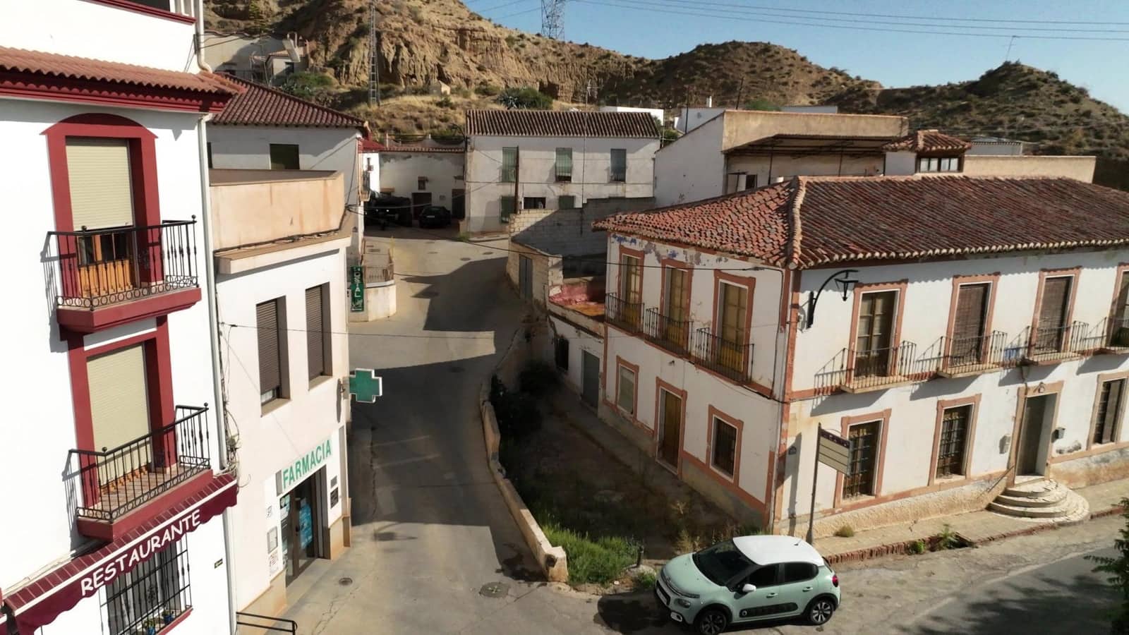 27 Zimmer Hotel zu verkaufen in Cortes y Graena mit Garage - 550.000 € (Ref: 8574370)