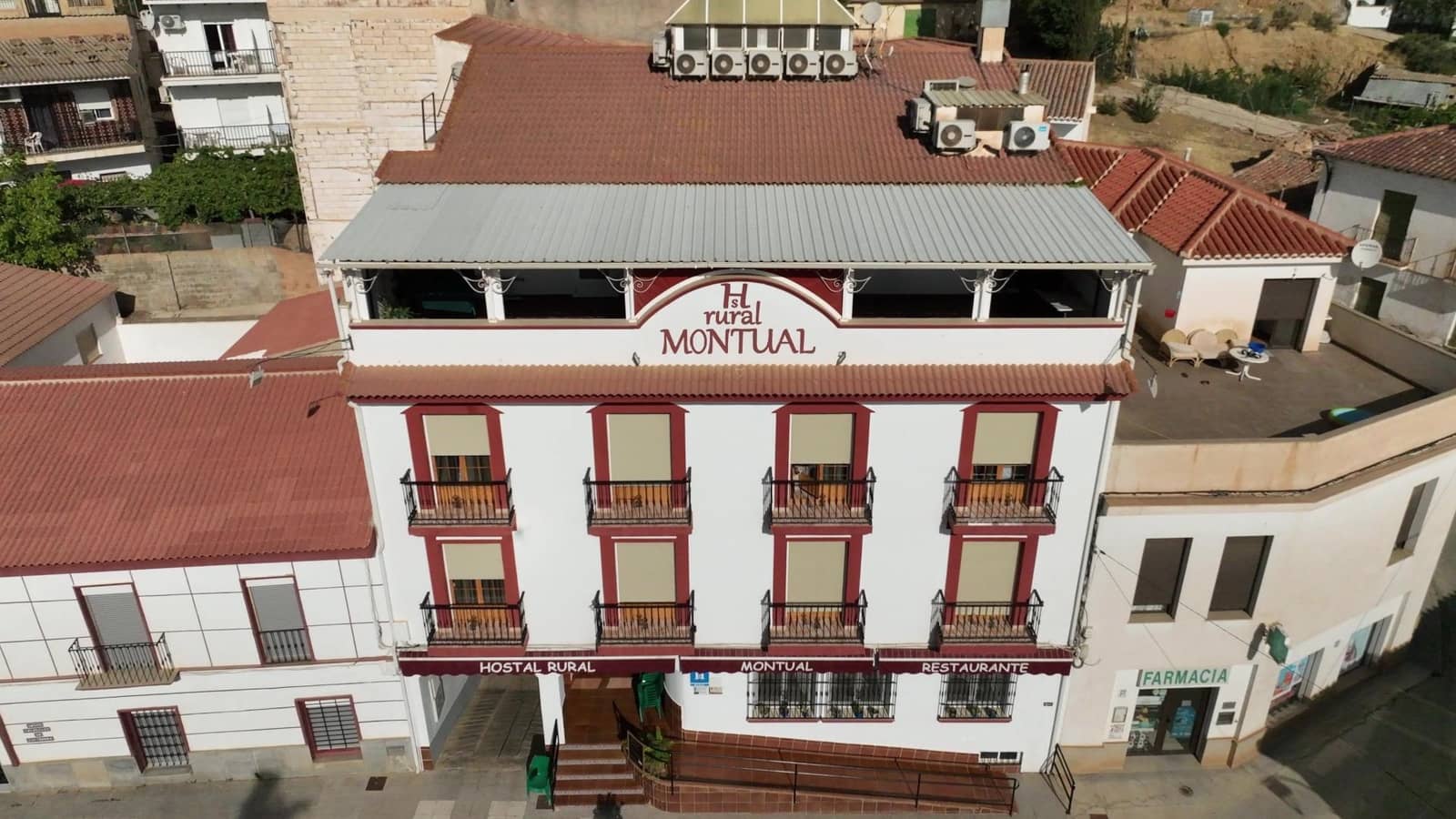 27 Zimmer Hotel zu verkaufen in Cortes y Graena mit Garage - 550.000 € (Ref: 8574370)