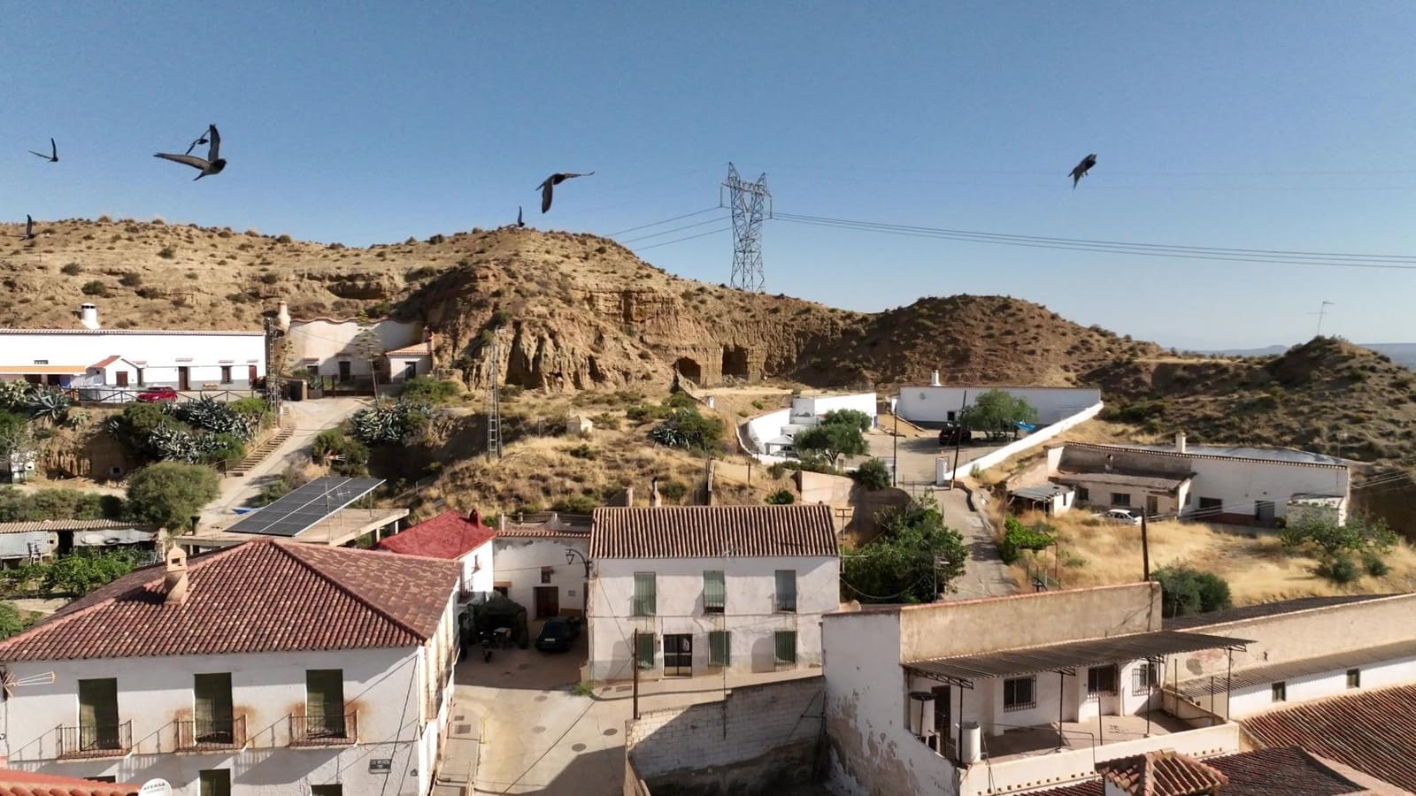 27 Zimmer Hotel zu verkaufen in Cortes y Graena mit Garage - 550.000 € (Ref: 8574370)