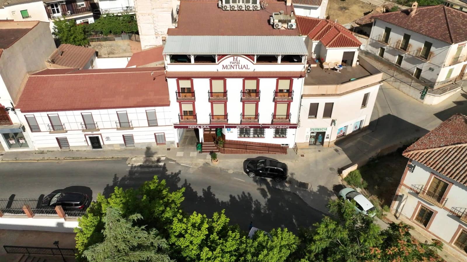 27 Zimmer Hotel zu verkaufen in Cortes y Graena mit Garage - 550.000 € (Ref: 8574370)