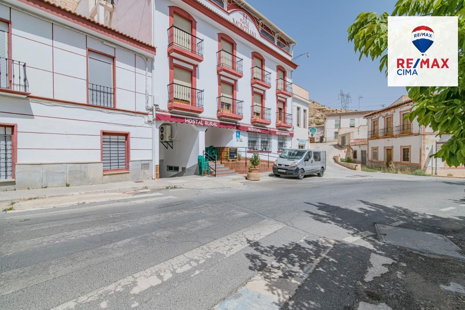 27 Zimmer Hotel zu verkaufen in Cortes y Graena mit Garage - 550.000 € (Ref: 8574370)