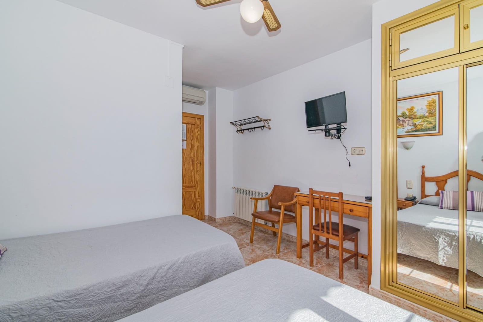 27 camera da letto Hotel in vendita in Cortes y Graena con garage - 490.000 € (Rif: 8574370)