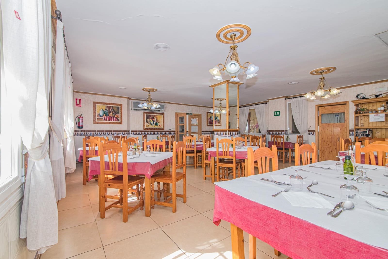 27 camera da letto Hotel in vendita in Cortes y Graena con garage - 490.000 € (Rif: 8574370)