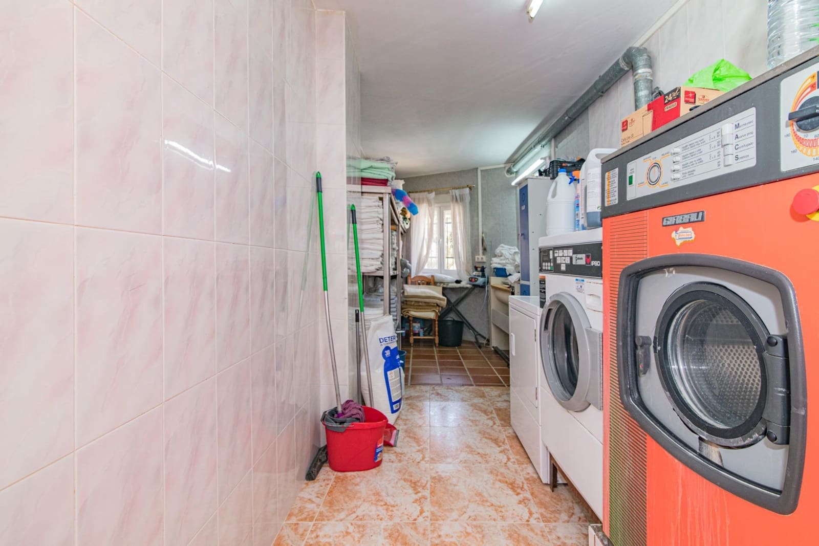 27 camera da letto Hotel in vendita in Cortes y Graena con garage - 490.000 € (Rif: 8574370)