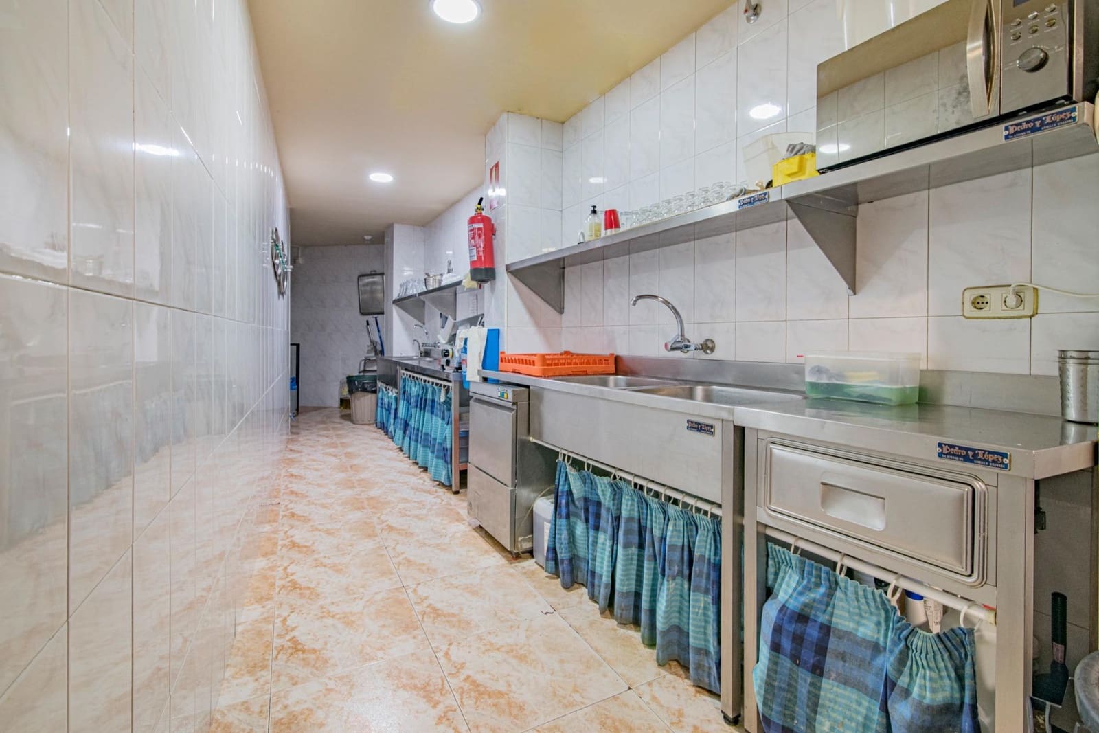 27 camera da letto Hotel in vendita in Cortes y Graena con garage - 490.000 € (Rif: 8574370)