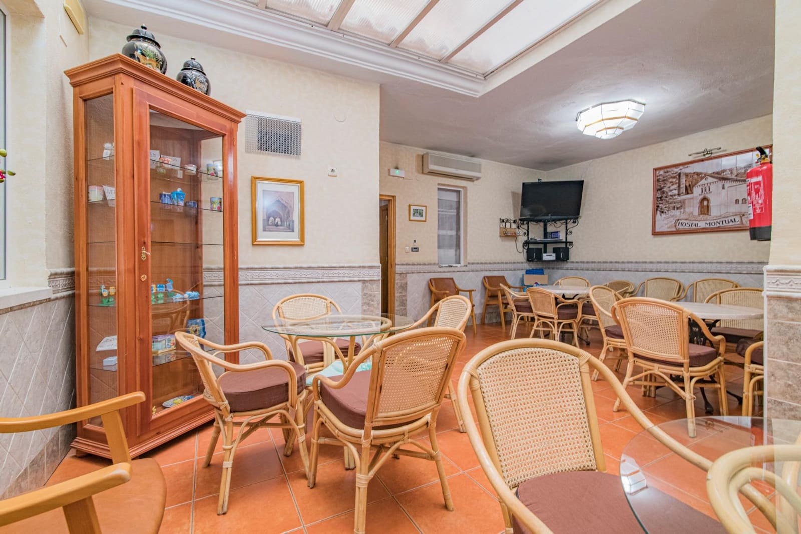 27 camera da letto Hotel in vendita in Cortes y Graena con garage - 490.000 € (Rif: 8574370)