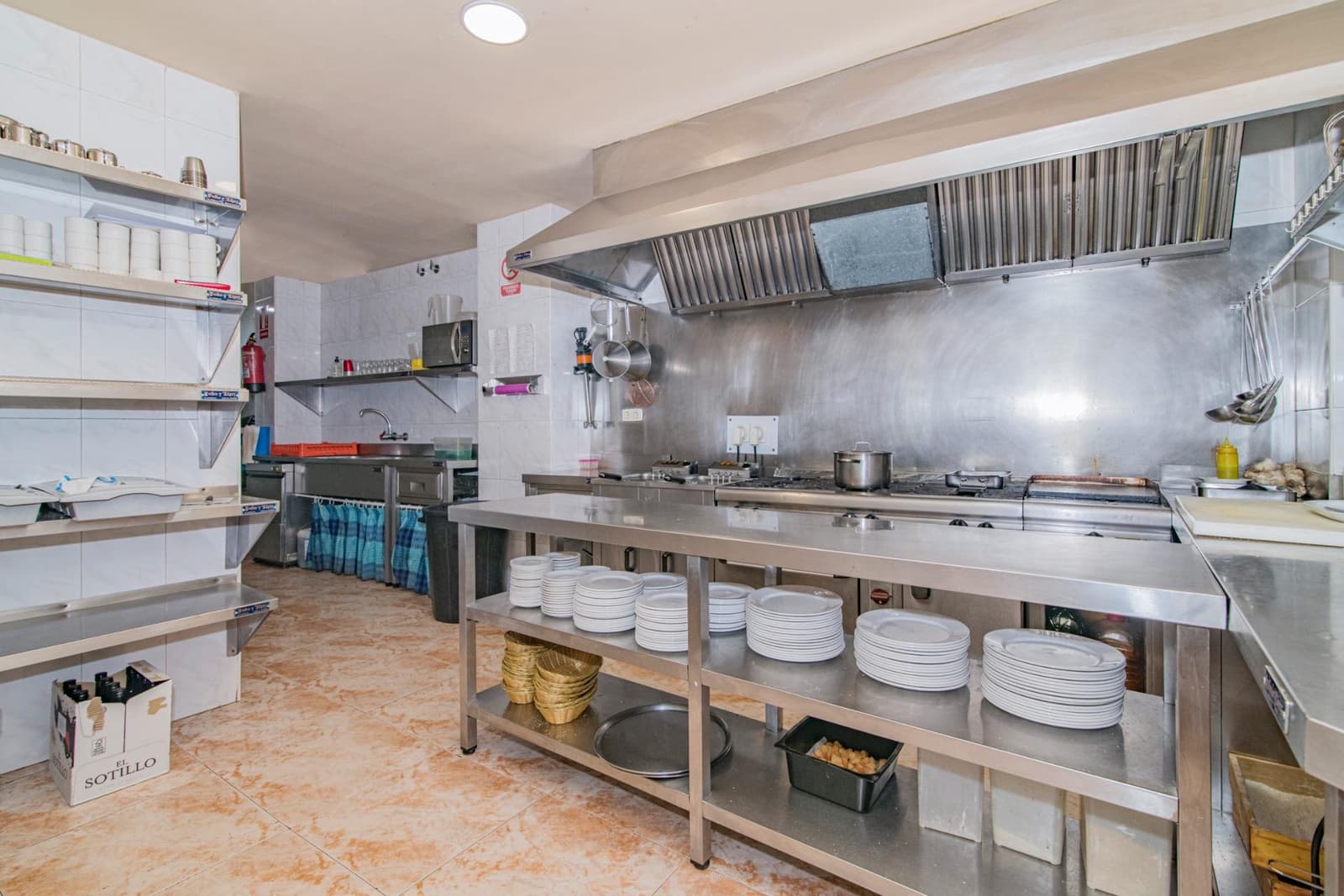 27 camera da letto Hotel in vendita in Cortes y Graena con garage - 490.000 € (Rif: 8574370)